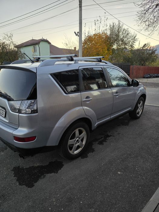 Vand/schimb Mitsubishi Outlander