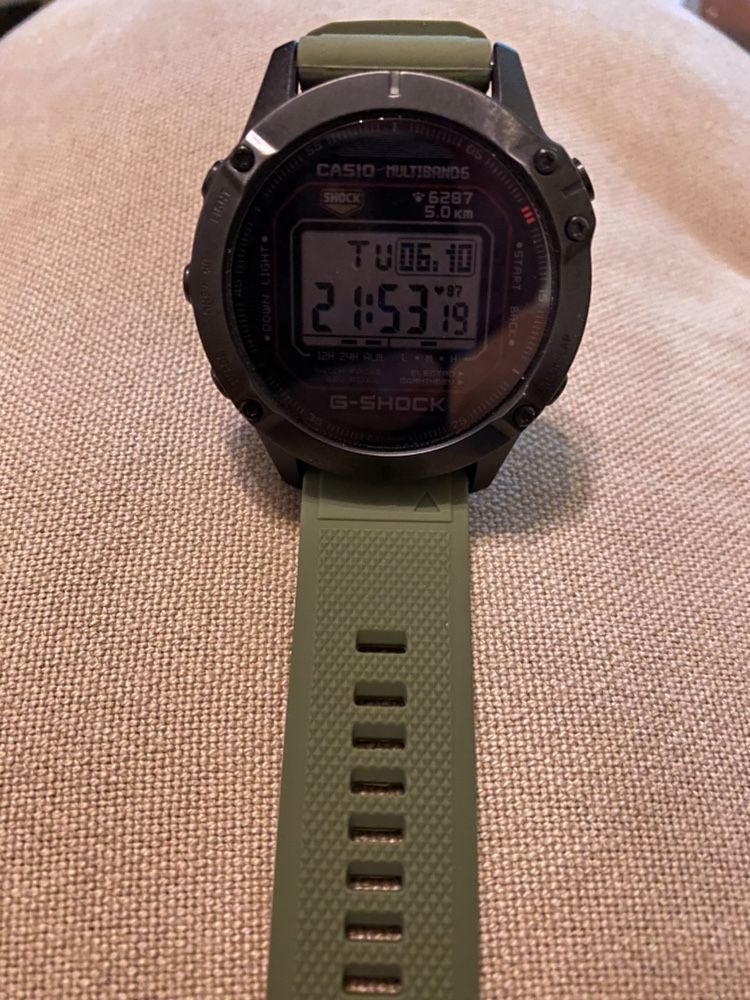 Верижка за часовник Garmin Fenix 5/6 22mm