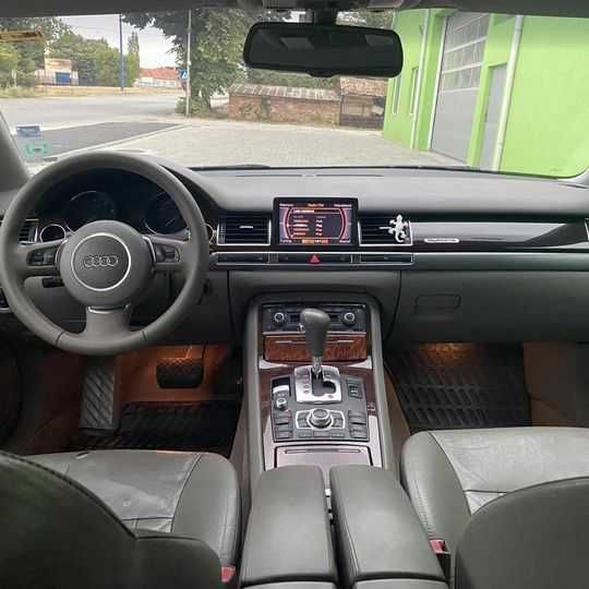 Audi A8 4.2 Бензин На ЧАсти
