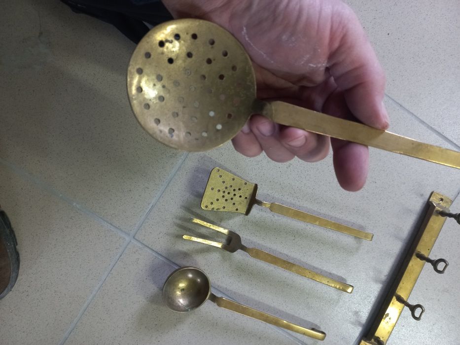 Set tacâmuri bronz