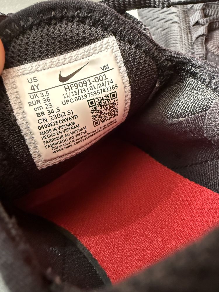 adidasi Originali Nike Air Max 270 noi ,marime 36