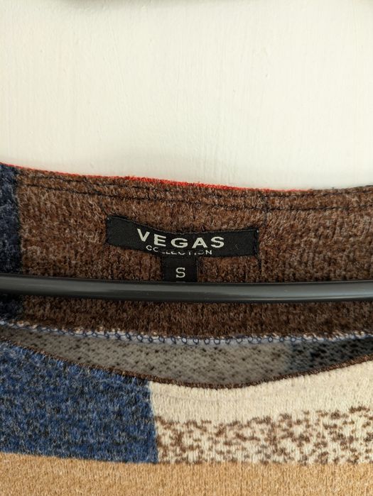 Есенно зимна рокля с джобове