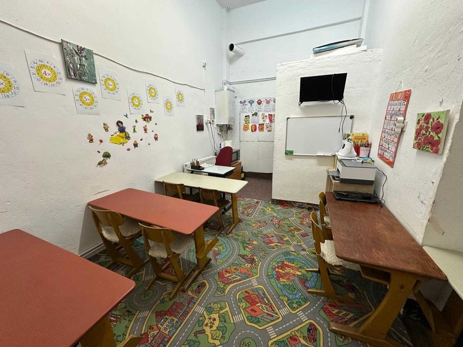 Vand spatiu comercial - 55 mp - in Cisnadie