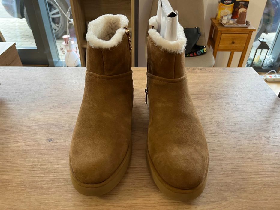 Incaltaminte iarna UGG marimea 42
