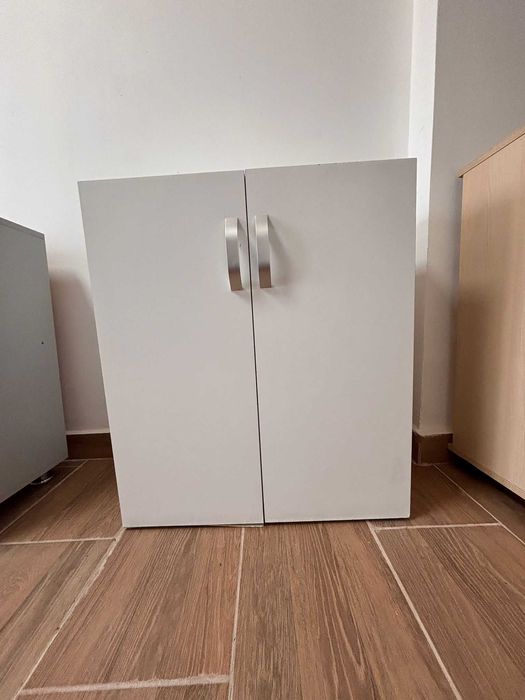 Dulapior alb, cu doua usi, 65x35x75cm