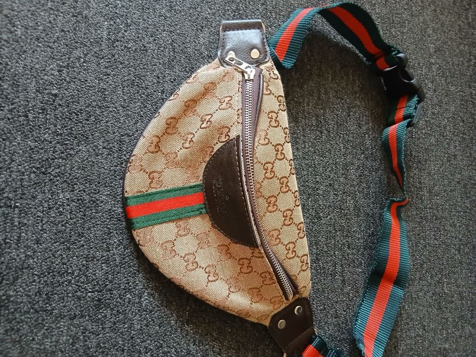 Vand Borseta Gucci