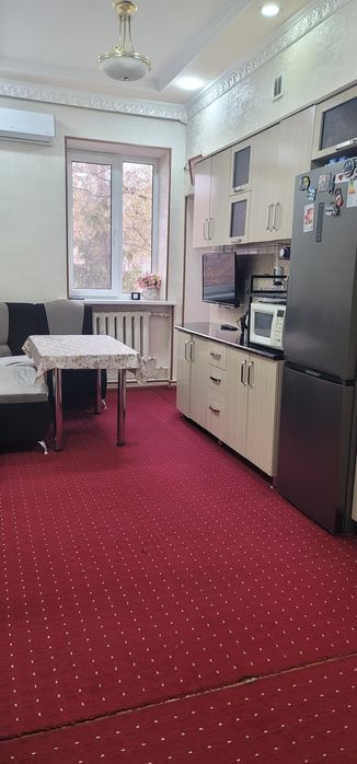 Срочно продам свой квартиру! Высоко потолочный,  кирпичный  уютный дом