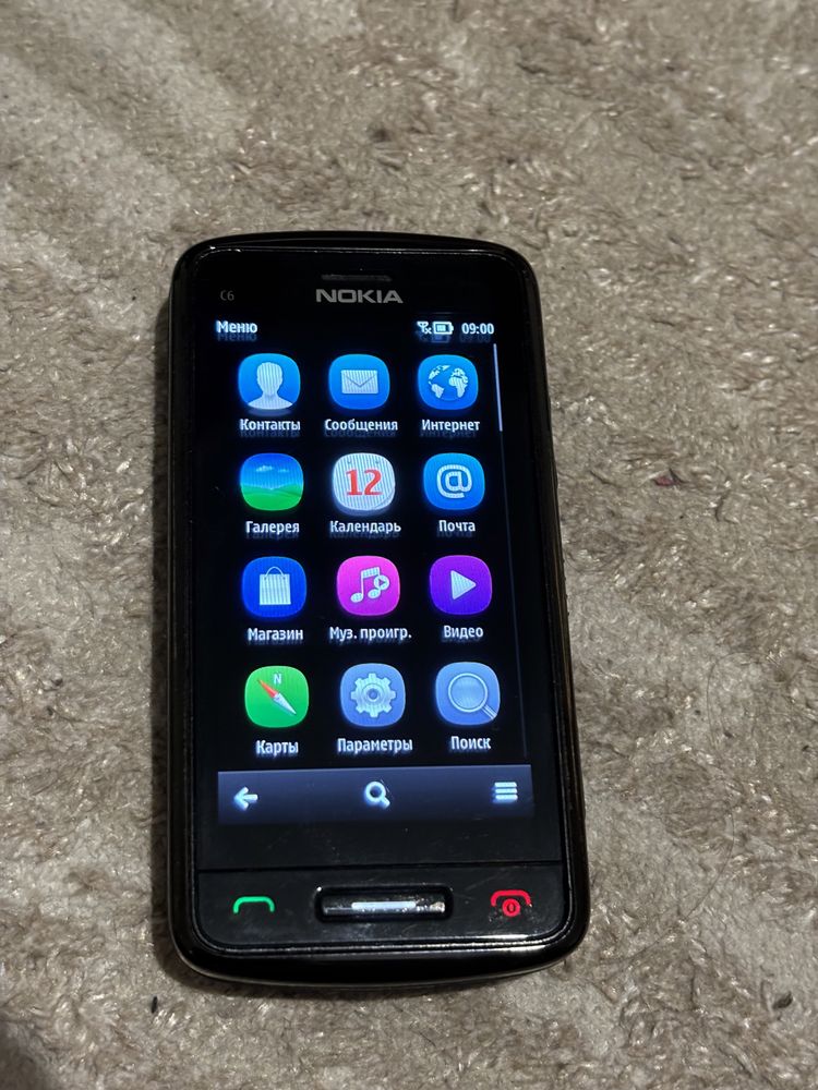 Телефон NOKIA C7