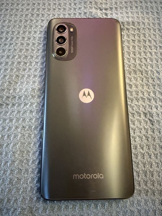Продавам Motorola G62 5G 64GB