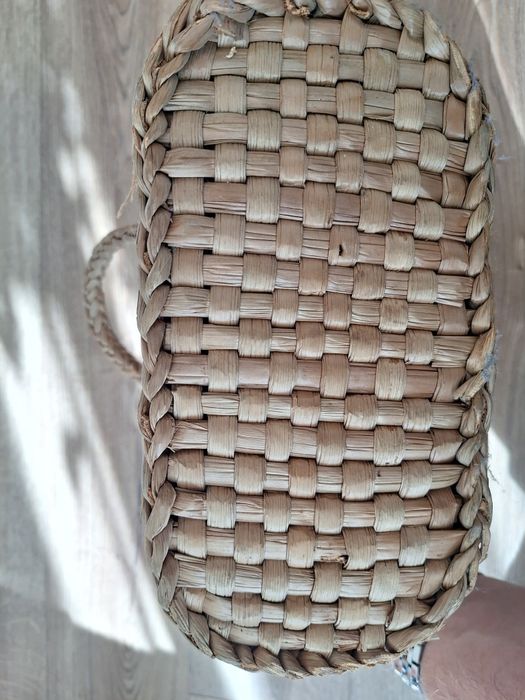 Плетена, сламена дамска чанта от 70-те