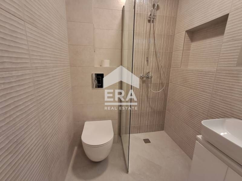 Eдностаен, чисто нов, обзаведен апартамент под наем, в нова тухлена сг