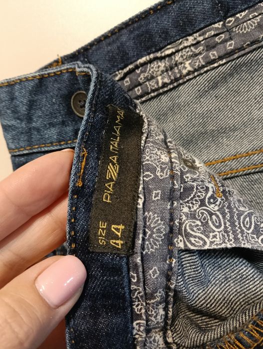 Vând blugi bărbați Piazza Italia, mărimea 44