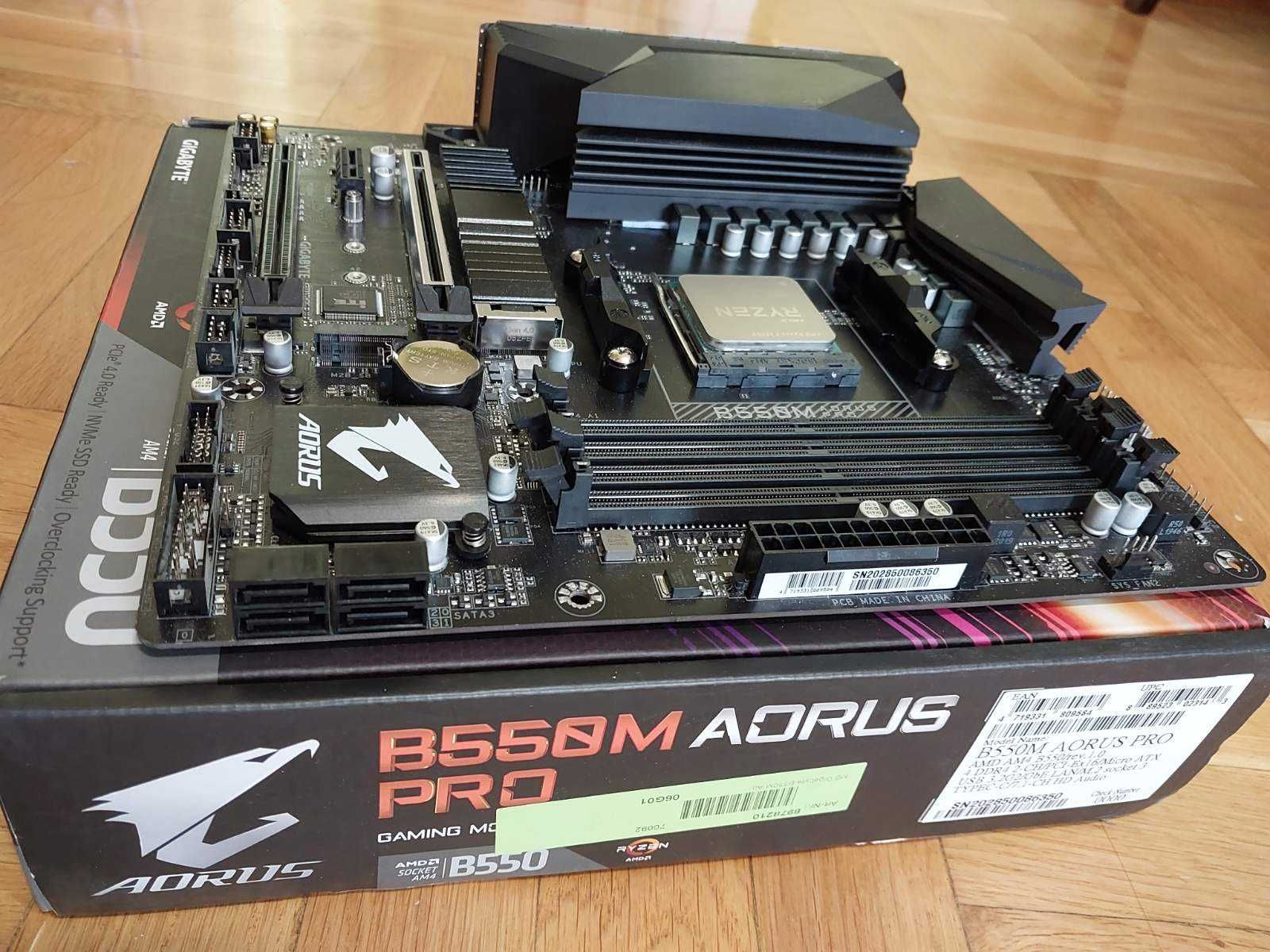 AMD Ryzen 7 5800X + Gigabyte B550M Aorus Pro