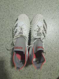 Ghete de fotbal profesionale Adidas Predator