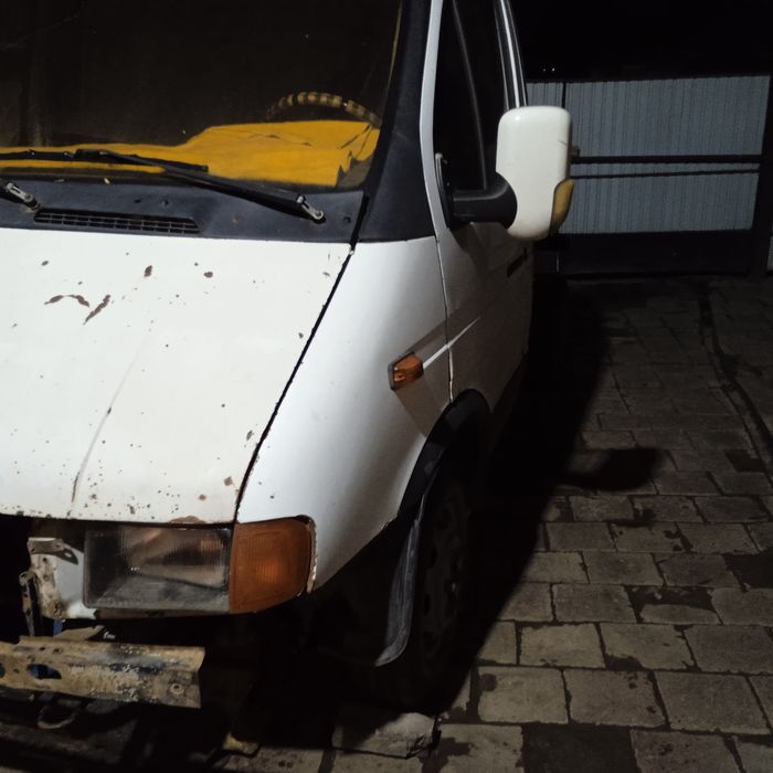 Продам капот газель