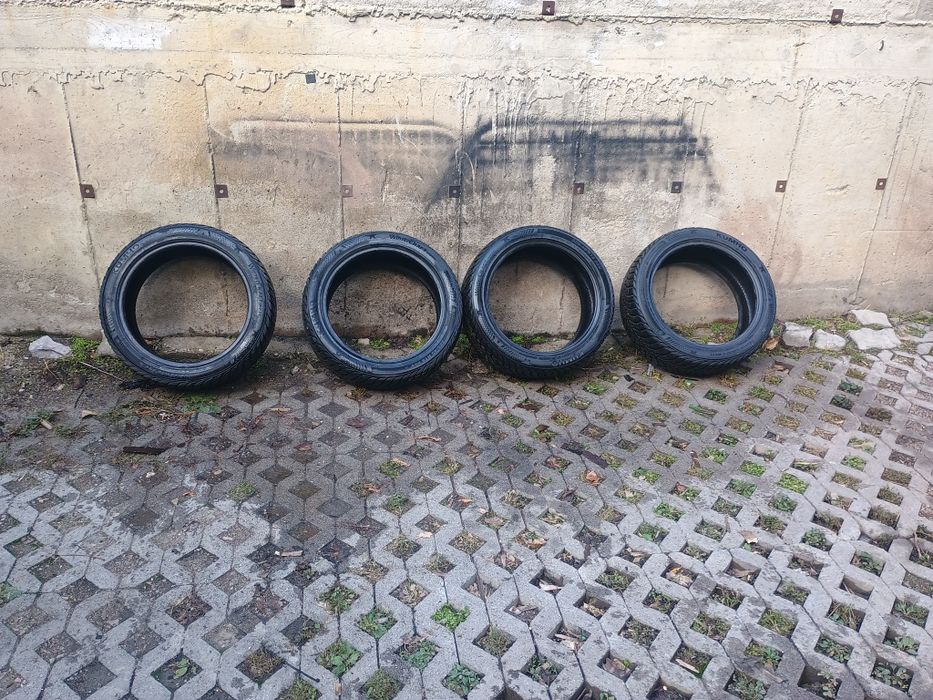 Зимни KUMHO 225/45 R 18