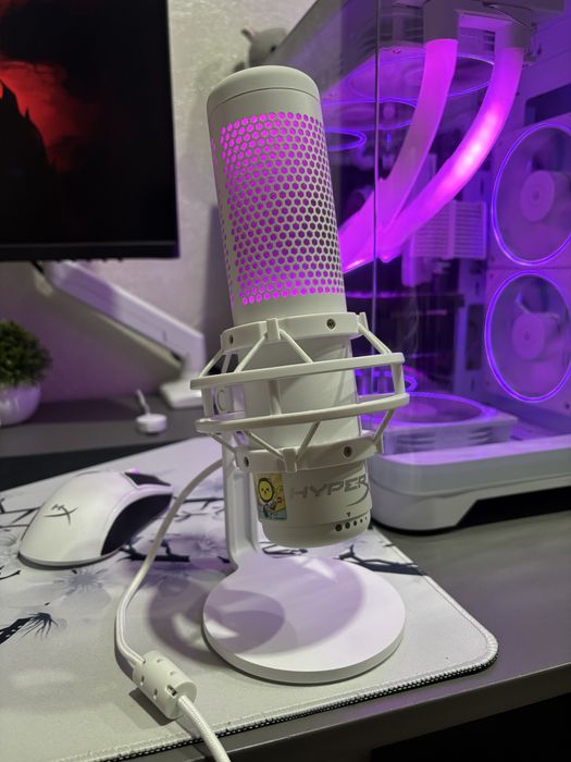 Продам микрофон HyperX
