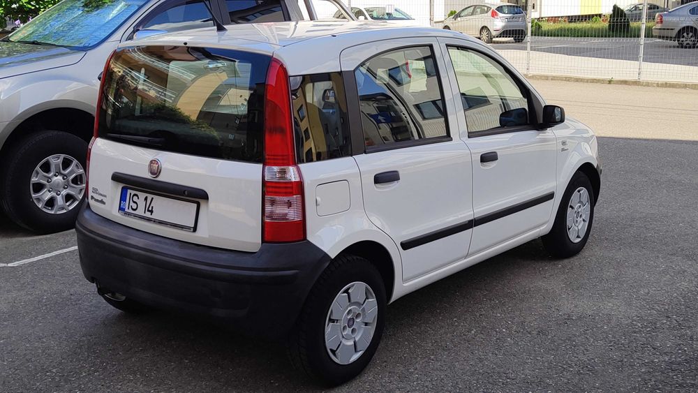 Fiat Panda an fab.2009 /1100 benzina arata impecabil interior exterior