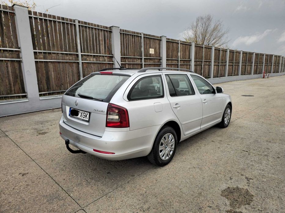 Škoda octavia 2 facelift - euro 5 - navigatie - full option