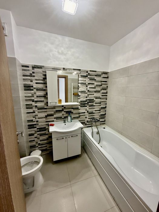 Inchiriez apartament 3 camere metalurgiei park sector 4 bucuresti