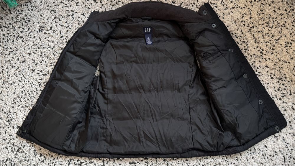Дамски пухен елек,грейка GAP размер S