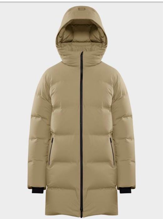 Продам куртку Aritizia