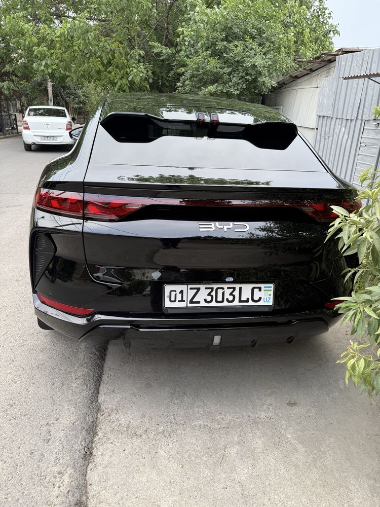 Продается BYD Song L