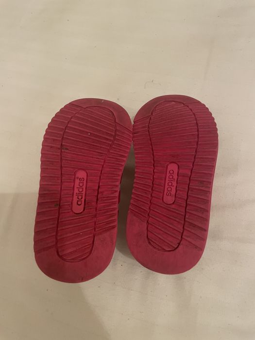 Adidas roz fucsia cu gri material textil marimea 21