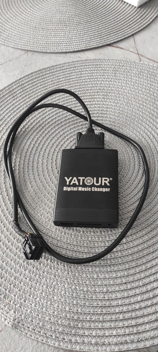 Yatour (дигитален ченджър) за Форд
