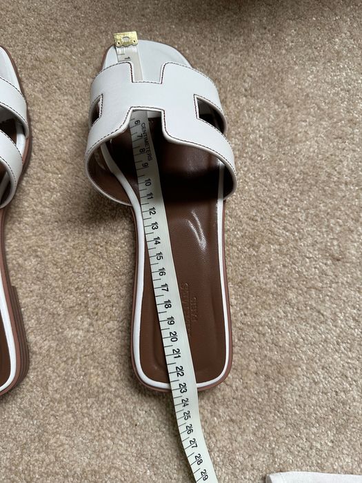 Șlapi model H ermes