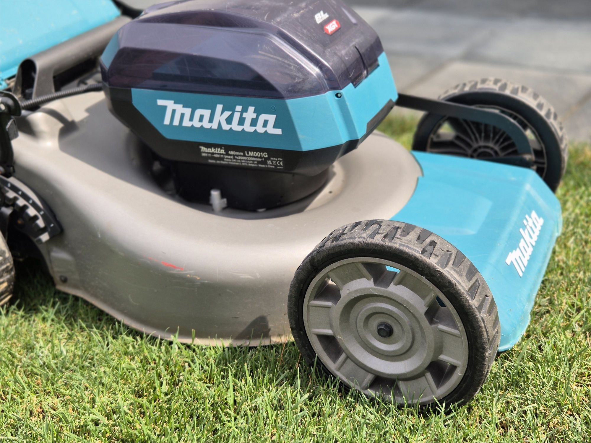 Makita LM001GZ SOLO Masina tuns gazon iarba electrica (profesionala)