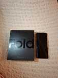 Vând Samsung Galaxy Z Fold 4