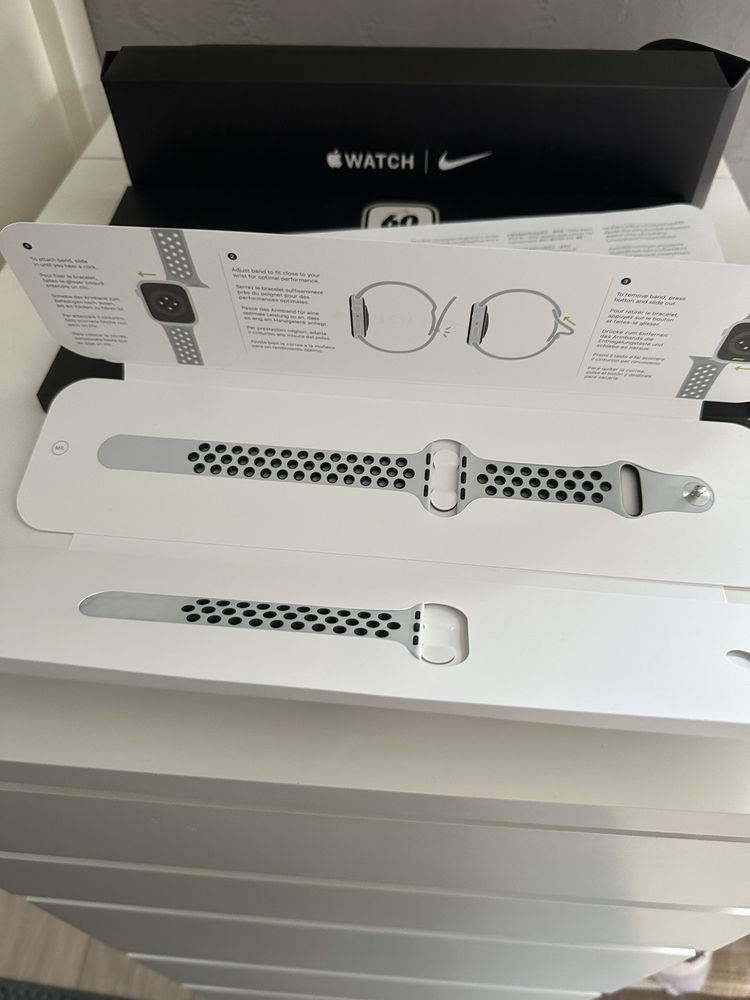 Apple Watch Nike7,GPS,carcasa Starling Aluminium41mm,PurePlatinu Nik