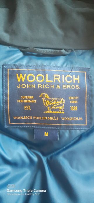 Woolrich дамско пухено зимно яке с качулка