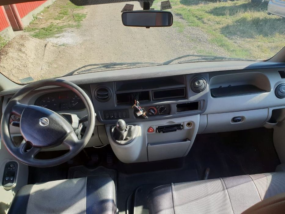 Dezmembrez Nissan Interstar motor 3.0dci 100kw 136cp ZD3a cutie de viteze 6+1 injector caseta de direcție chit schimbare volan usa culisanta dezmembrări piese Opel movano Renault Master