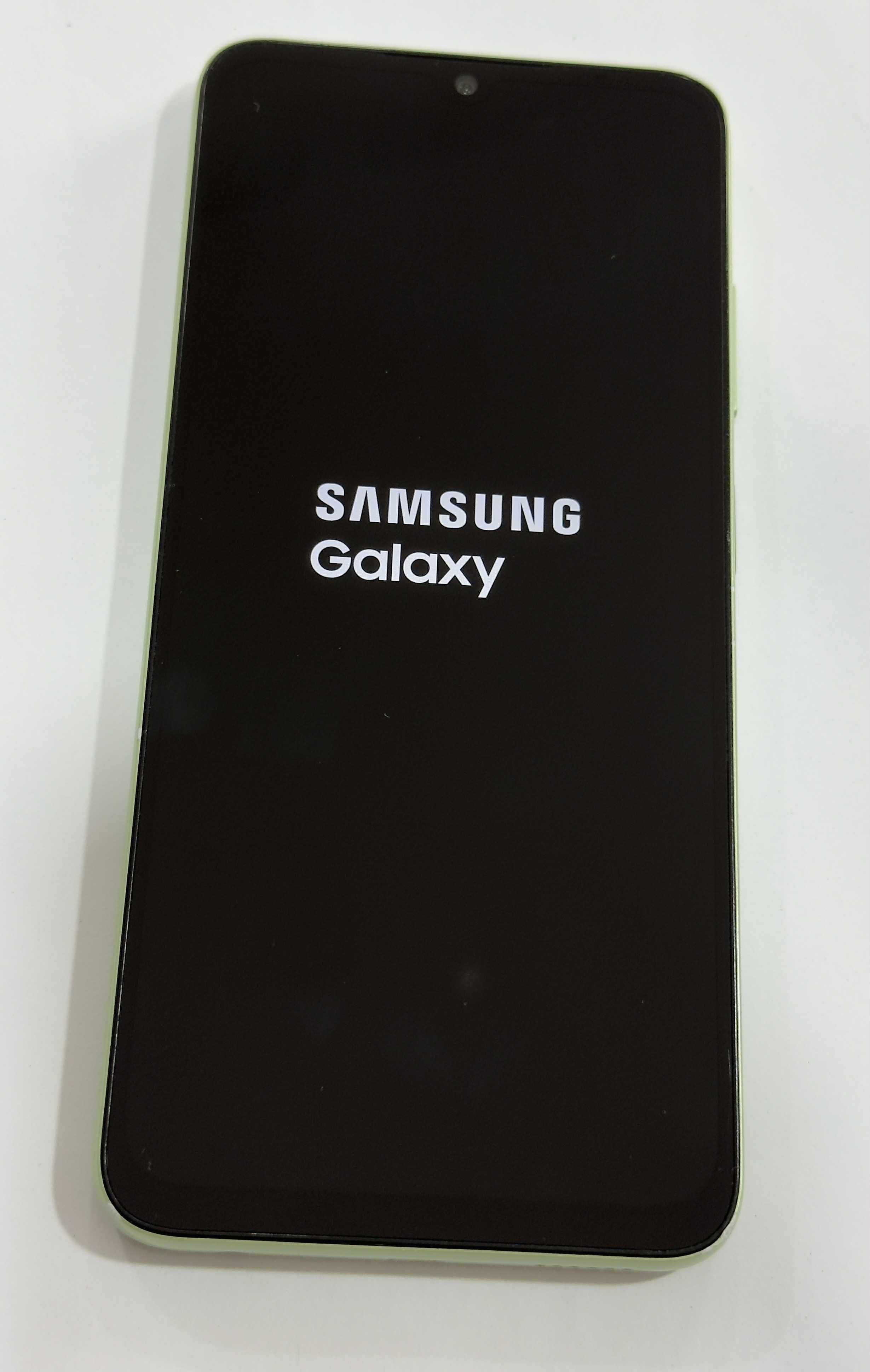 Продавам Samsung A05S 128/4gb