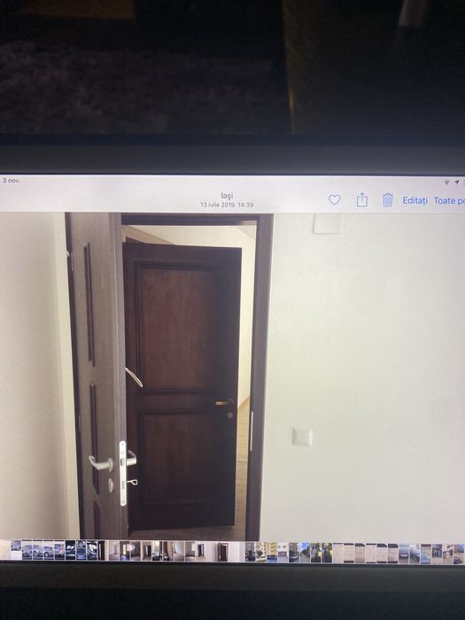 Vind apartament doua camere , zona Cug