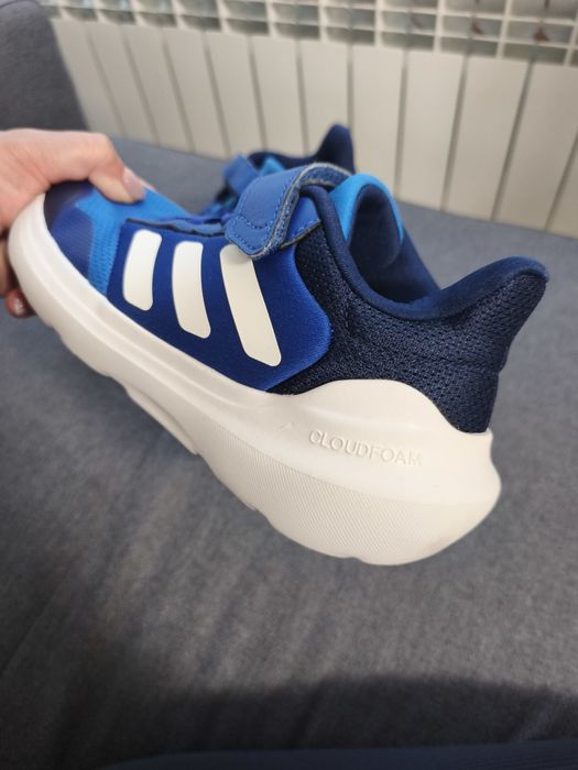 Детски маратонки Adidas 33