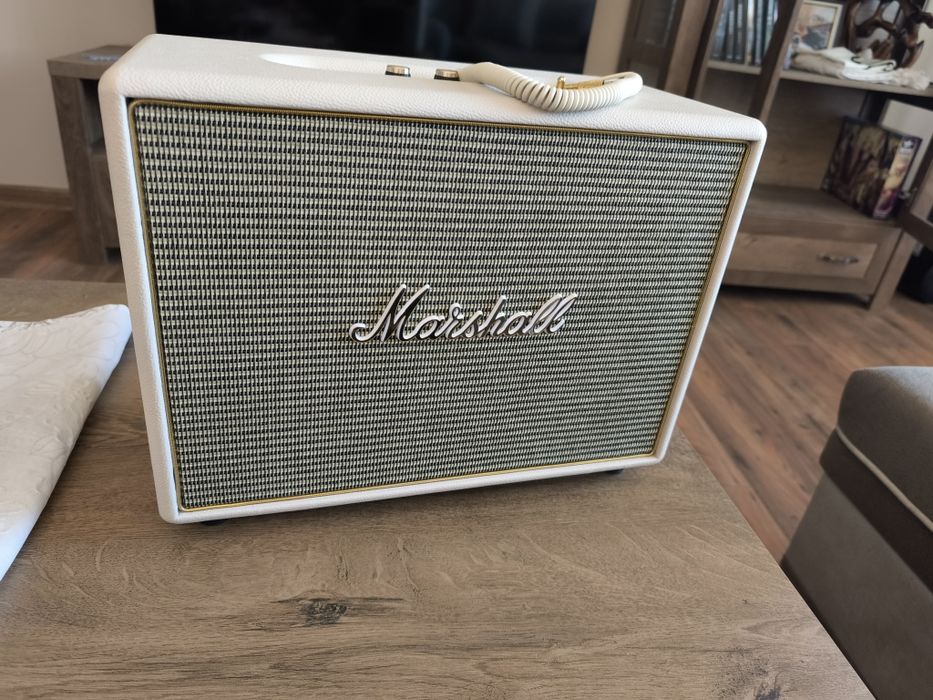 Marshall   аудио система