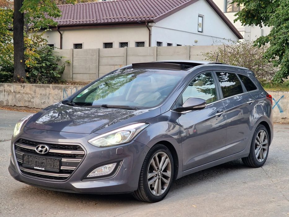 Hyundai I30 I30 1.6 crdi 136 cp Extra full Trapă electrice