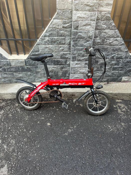 Vand 2 biciclete electrice