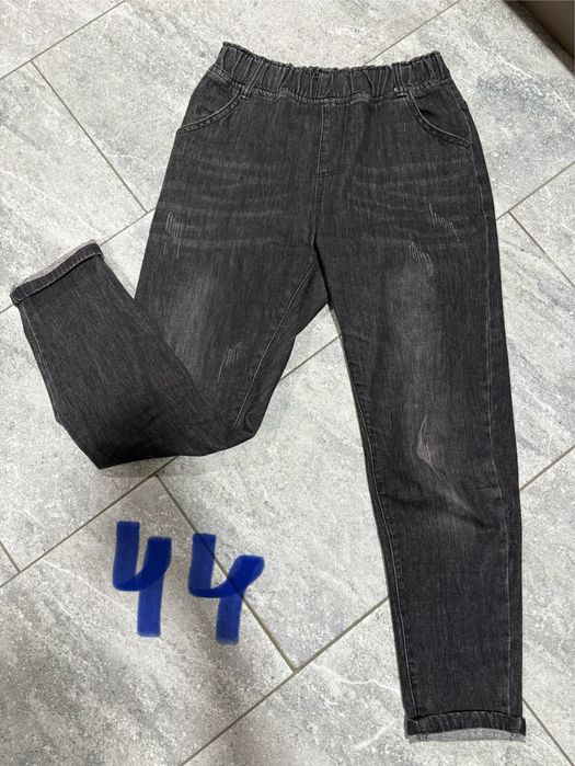 Продам  джинсы женские