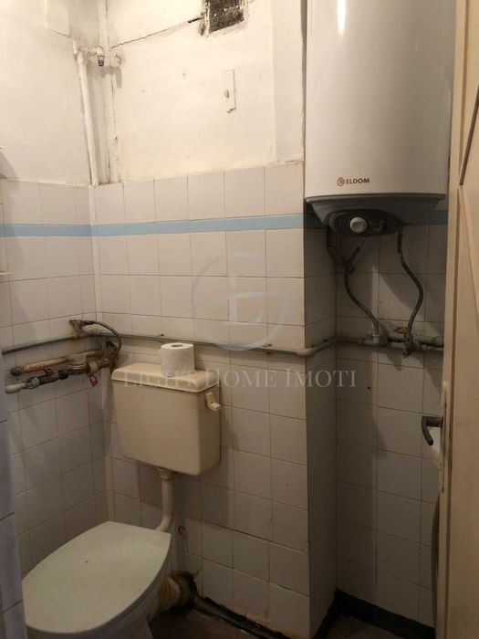 Продава се Тристаен апартамент в Пловдив, Кючук Париж - 92 кв.м за 1331 €/кв.м - Снимка #9