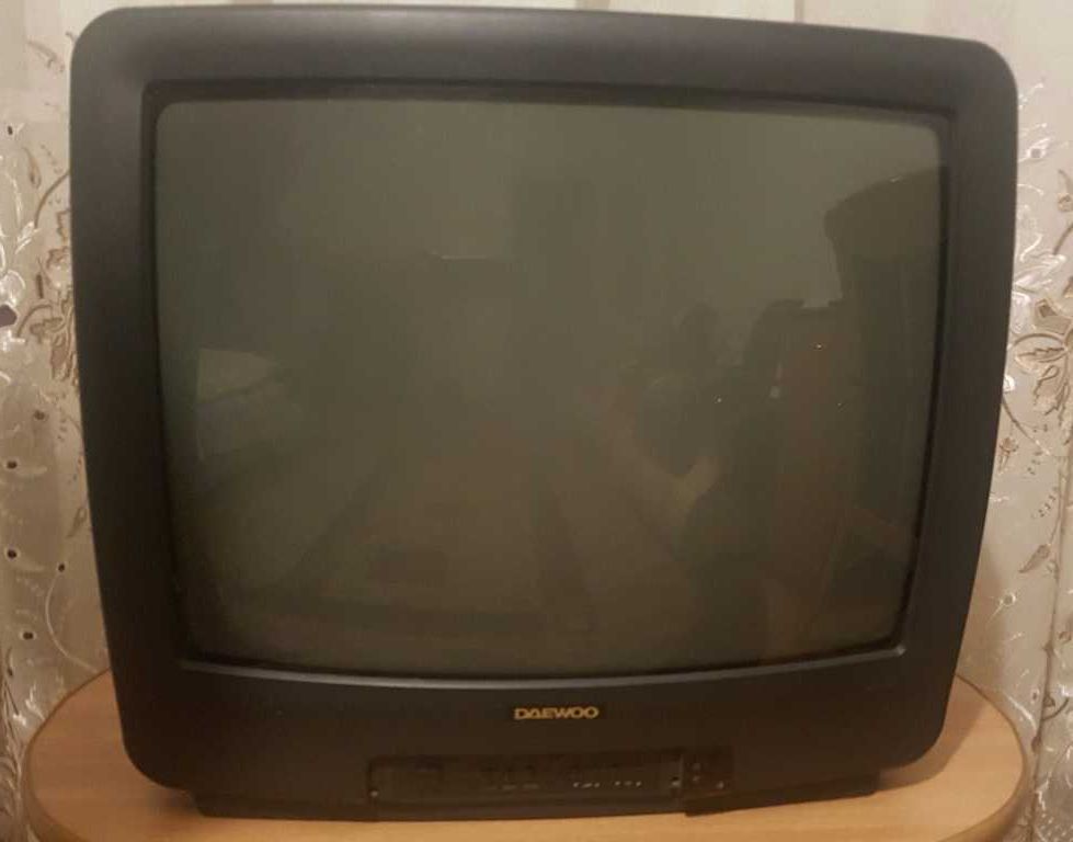 Televizor Daewoo, stereo, diagonala 51 cm