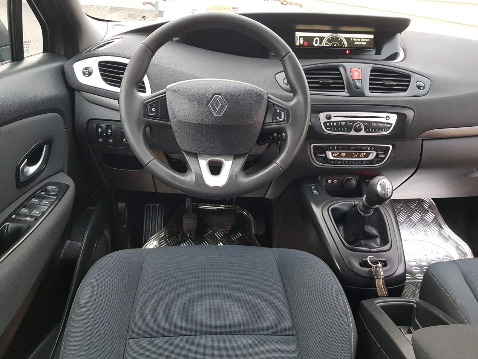 Renault scenic 2010  1,5 diesel 110 cp