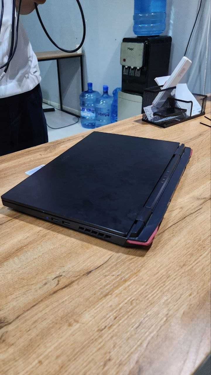 Acer Nitro 5  Sotiladi