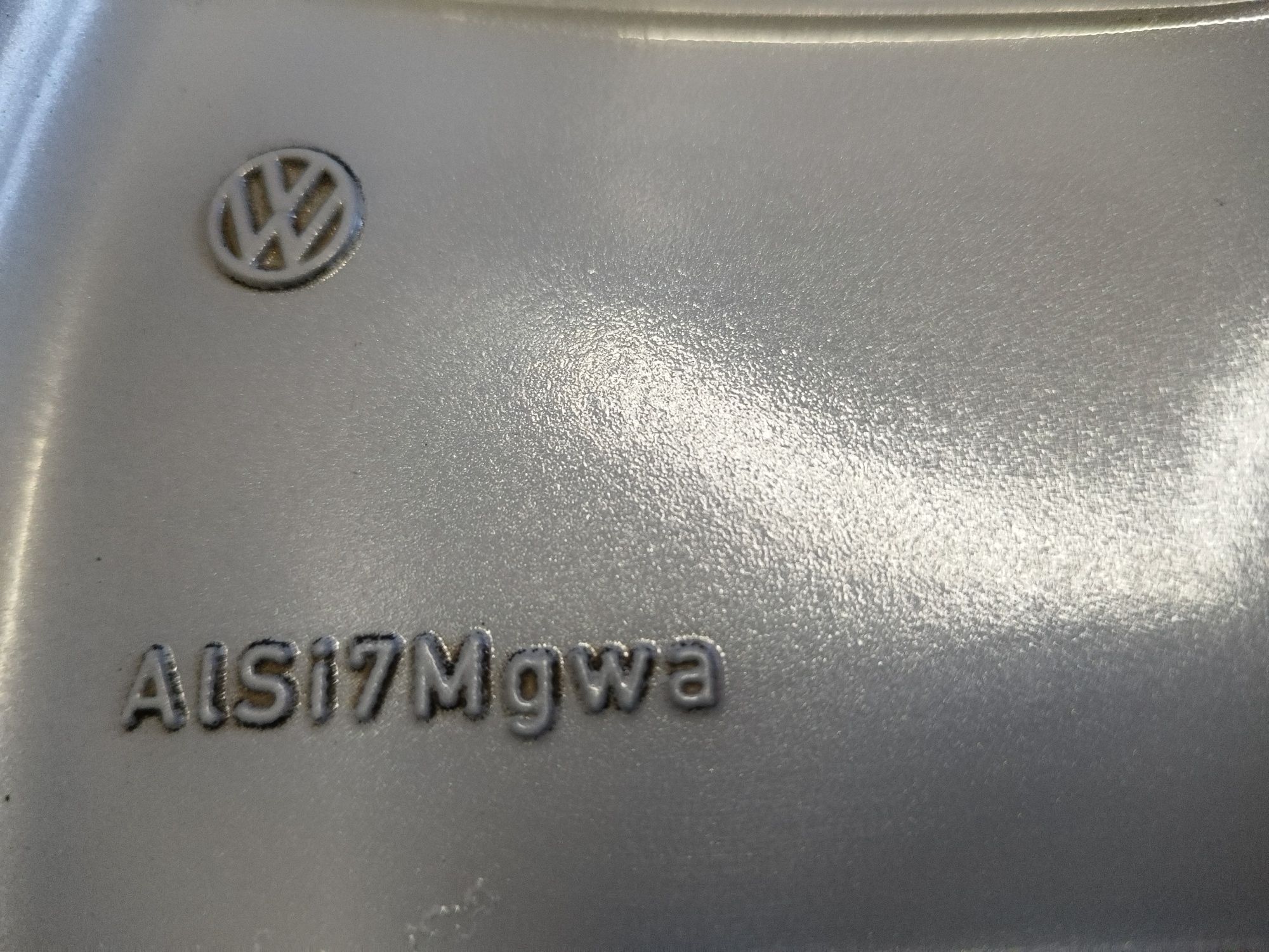 17" Volkswagen Passat Оригинални 5x112 Джанти