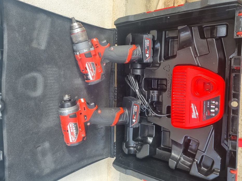 Set filetanta + impact pt biti m12 , 2 baterii,cutie incarcator