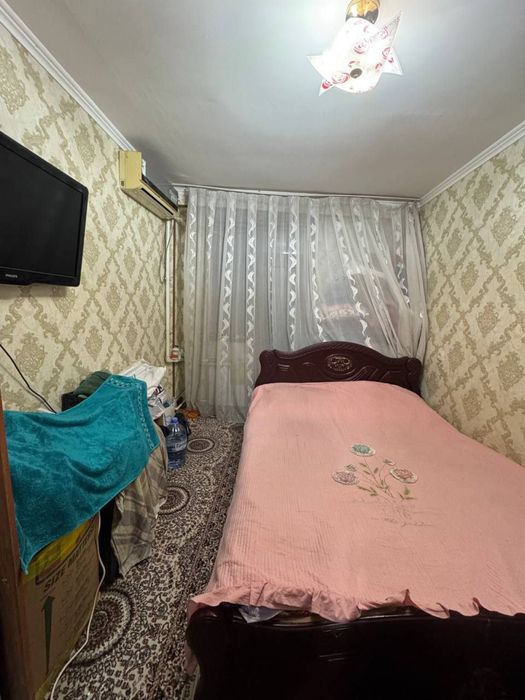 Чиланзар 20 кв 3 хонали уй сотилади