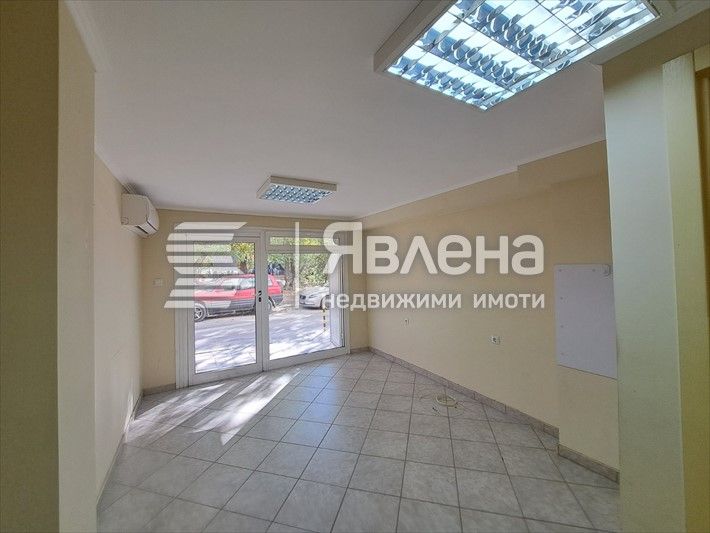 Дава се под наем Офис в Варна, Чаталджа - 18 кв.м за 179 € - Снимка #2